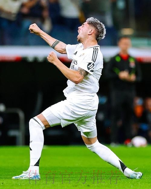 记者:皇马中场巴尔韦德完全可以出战奥萨苏纳 记者:皇马中场巴尔韦德完全可以出战奥萨苏纳